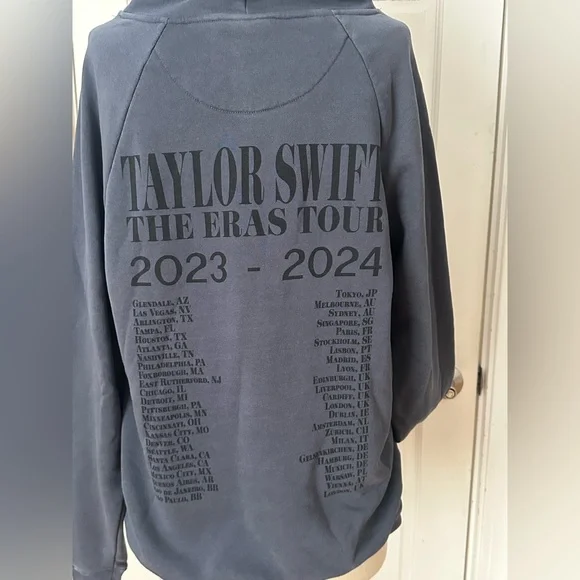 Official Taylor Swift The Eras Tour 2023/2024 Hoodie - Picture 1 of 4